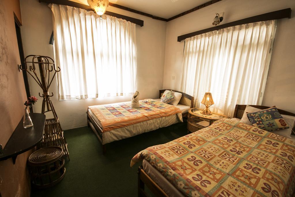 Peace Eye Guest House Pokhara Rom bilde